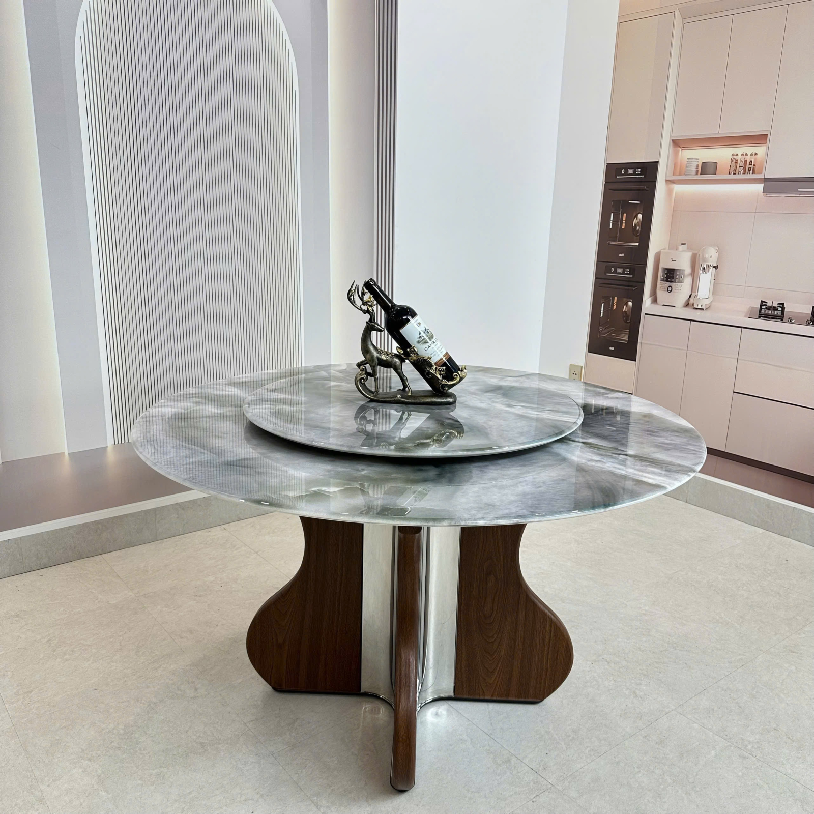 Ban an mam xoay da ceramic tai TPHCM