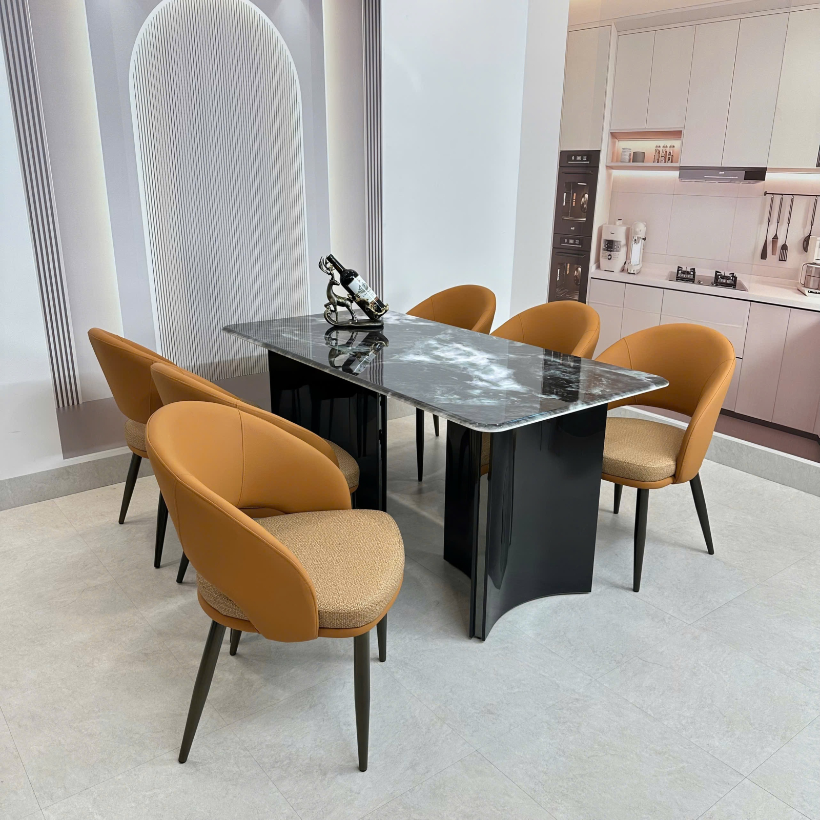 Ban an mat da tai TPHCM