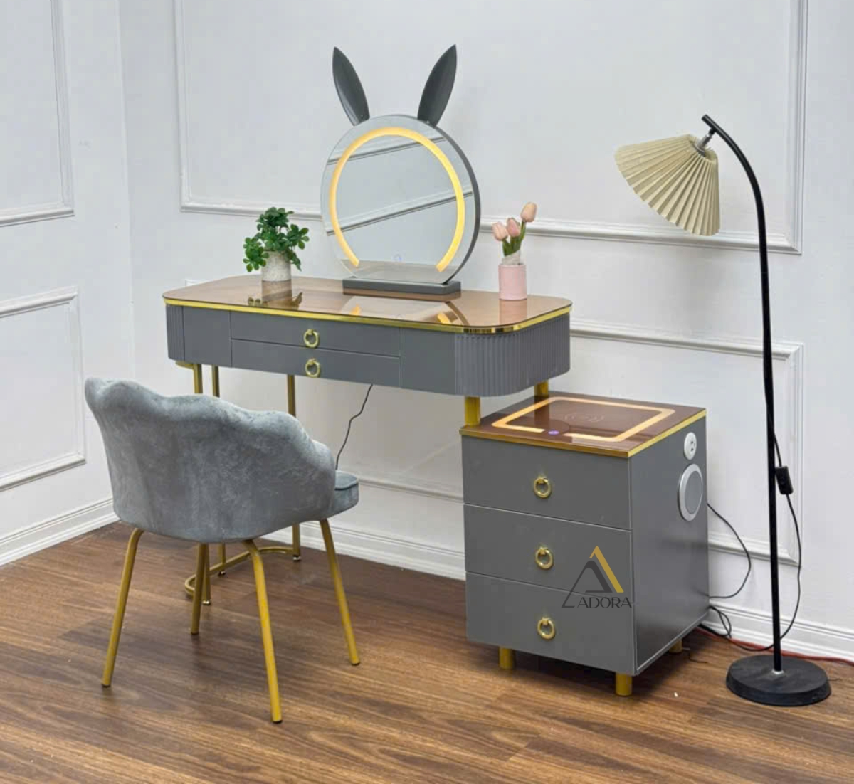 Bàn trang điểm Adora BP02