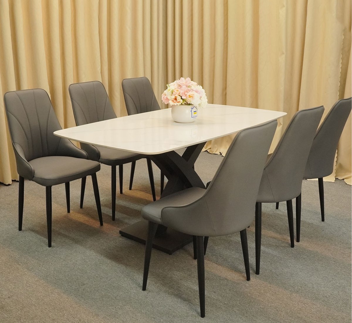 Bàn ăn giá rẻ tại Thủ Đức