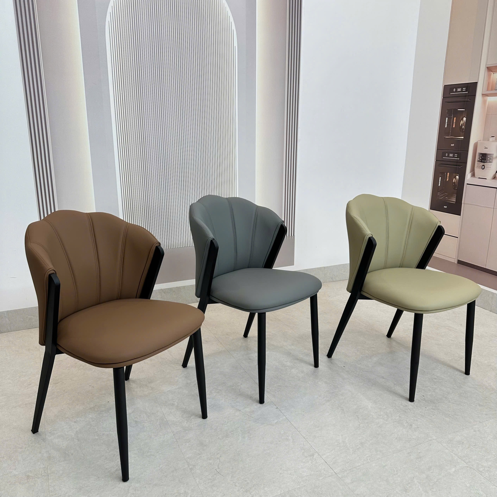 Ban an chan inox ma vang tai TPHCM