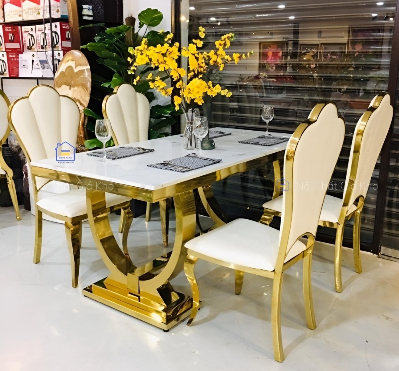 Bộ bàn ăn tân cổ điển ghế hoa mai mạ vàng
