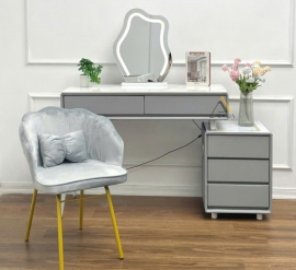 Bàn trang điểm Adora