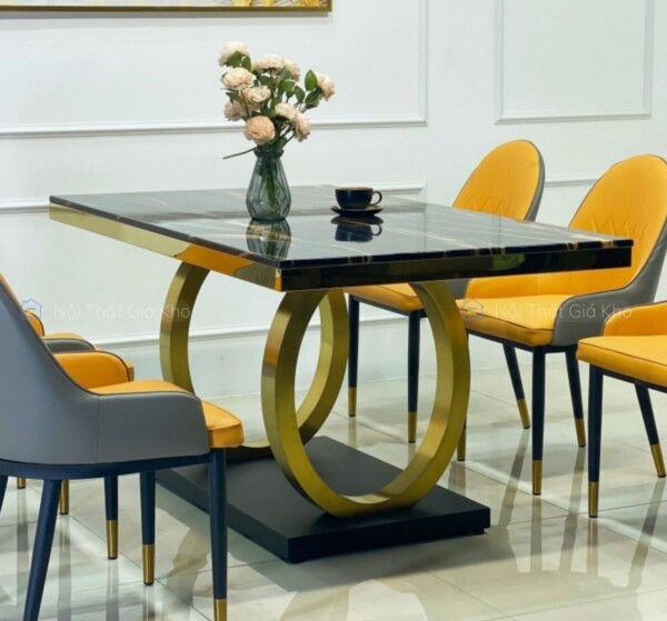 Bàn ăn mặt đá cẩm thạch chân mạ vàng