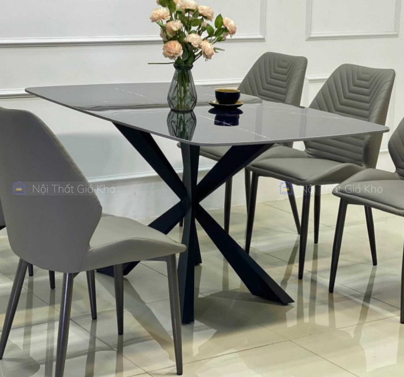 Bàn ăn mặt đá Ceramic bóng chống ố vàng, trầy xước