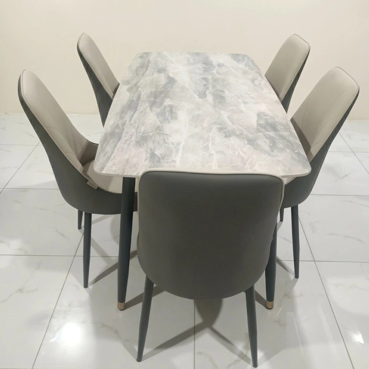 Bàn ăn mặt đá ceramic chân côn 8 ghế Pamper