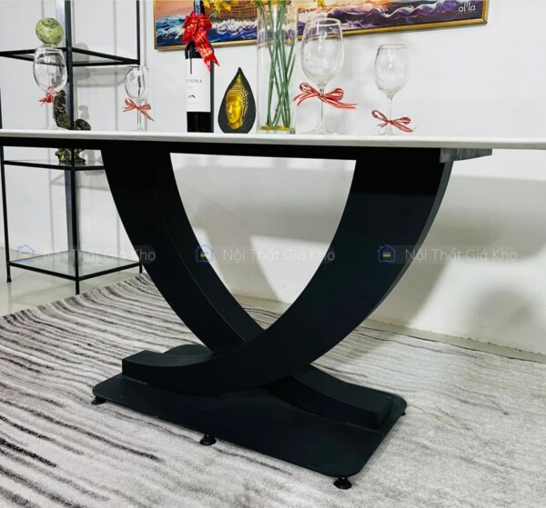 Bàn ăn mặt đá chân sắt chữ U