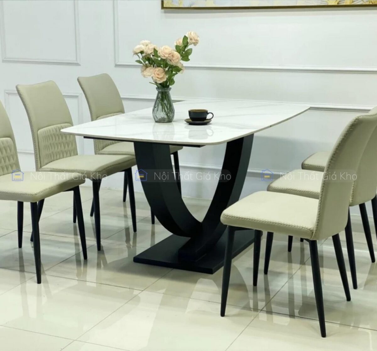 Bàn ăn mặt đá chân sắt chữ U