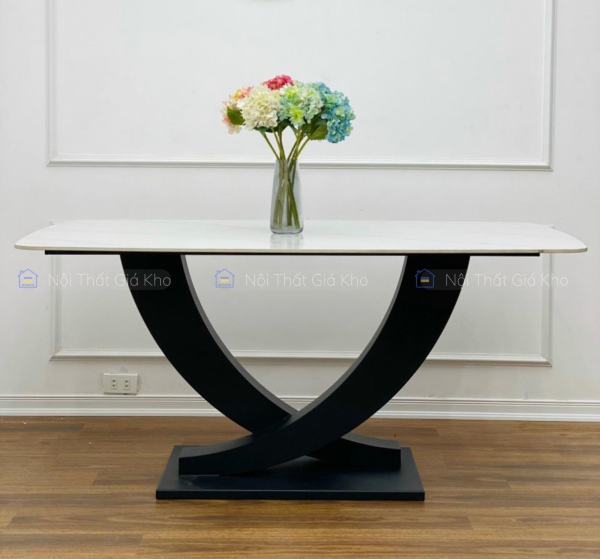 Bàn ăn mặt đá chân sắt chữ U