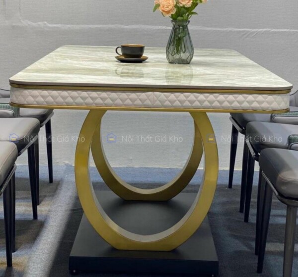 Bàn ăn mặt đá phiến Ceramic chân vòng viền da inox mạ vàng