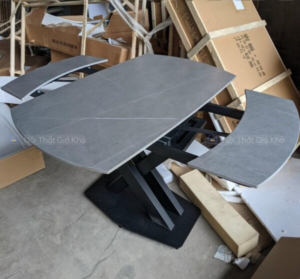 Bàn ăn mặt đá thông minh xoay kéo dài