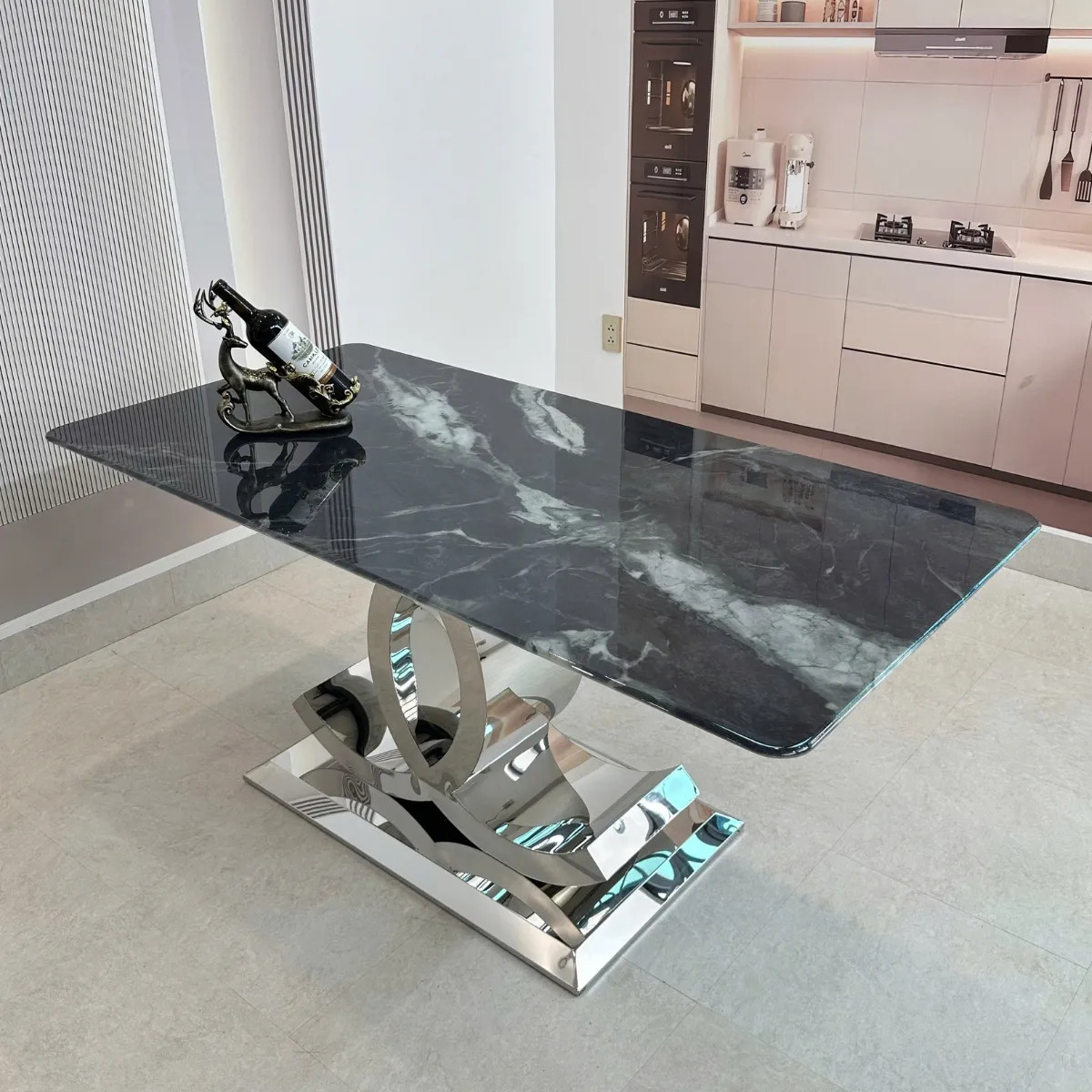 Bàn ăn mặt đá vi tinh thể chân inox BAK85
