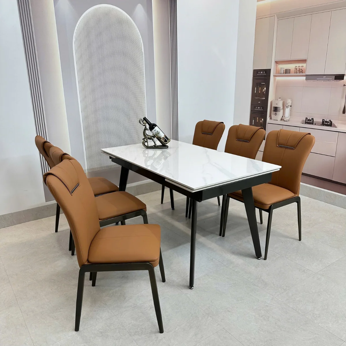 Bàn ăn thông minh mặt đá Ceramic kéo dài ghế Maris