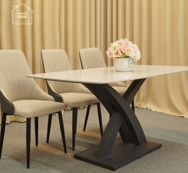 Bộ bàn ăn 4 ghế Adora Pamper