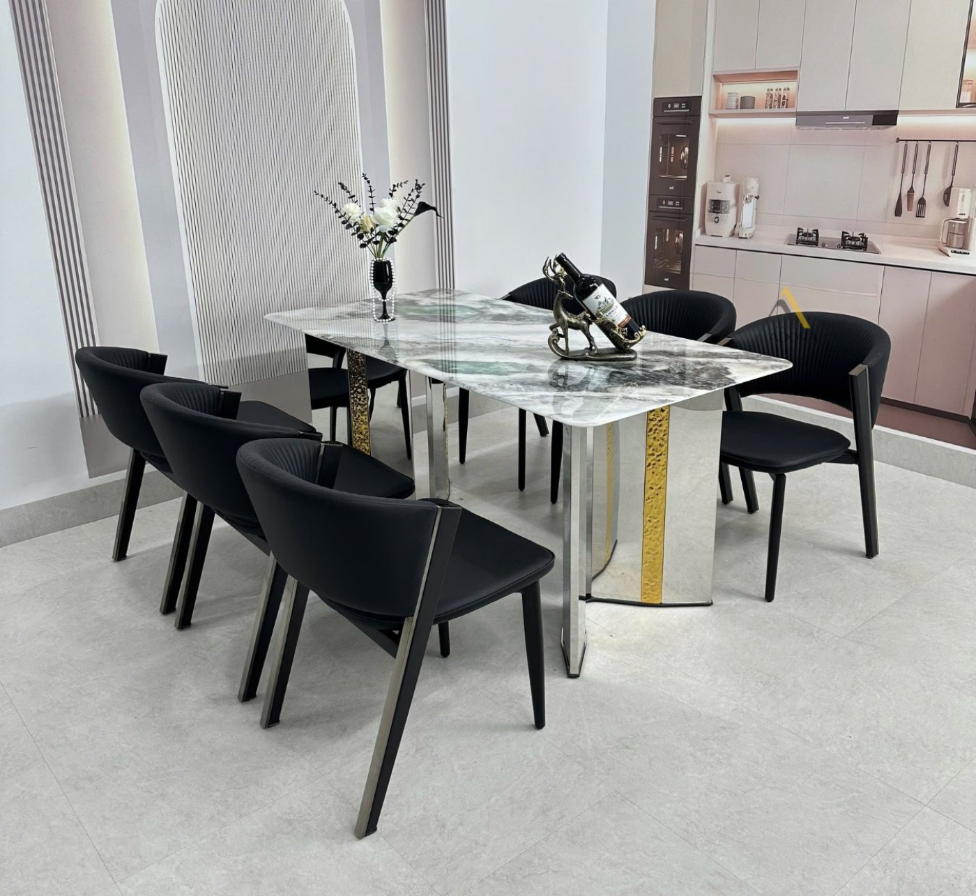 Bộ bàn ăn Adora Ariston