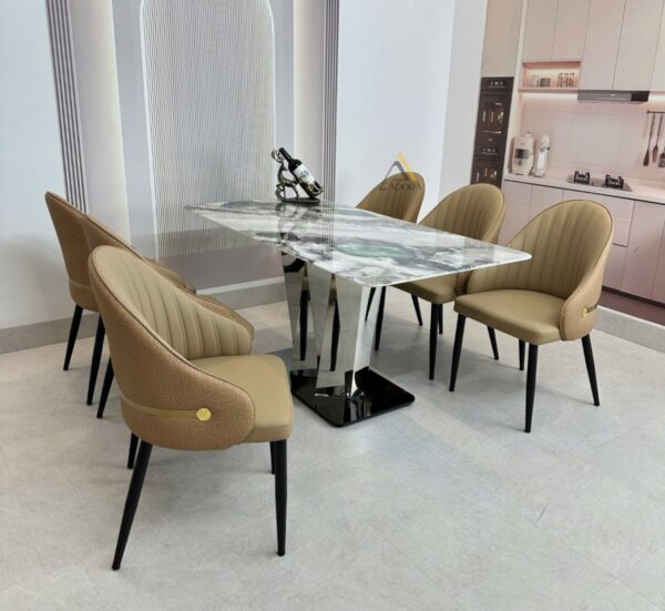 Bộ bàn ăn Adora Lisa