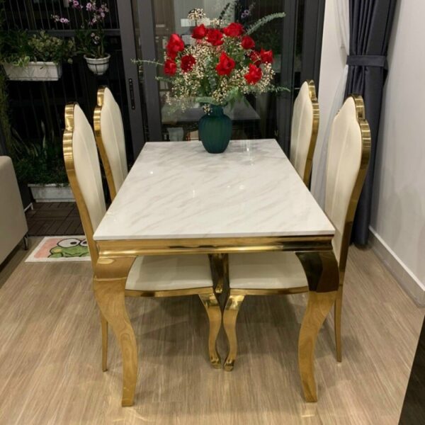 Bộ bàn ăn mặt đá cẩm thạch kèm ghế Hoa Mai mạ vàng PVD