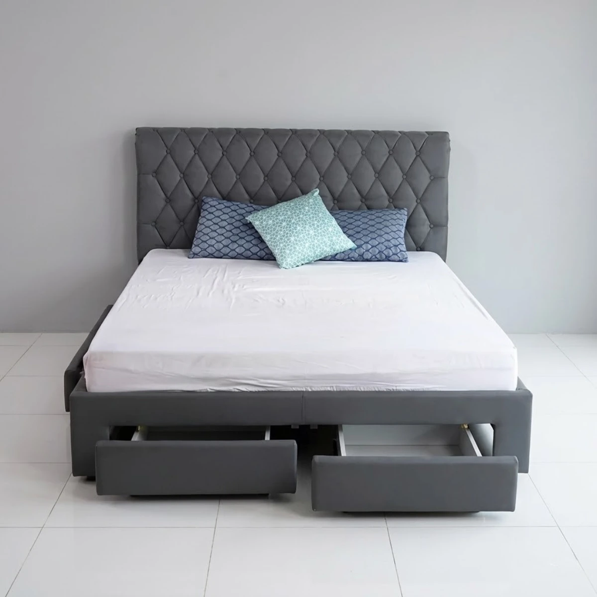 Giường bọc da Adora TL08