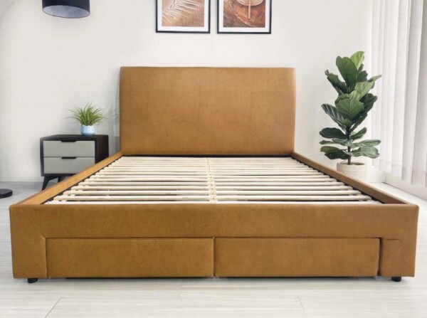 Giường bọc da Adora Mid Century hộc kéo