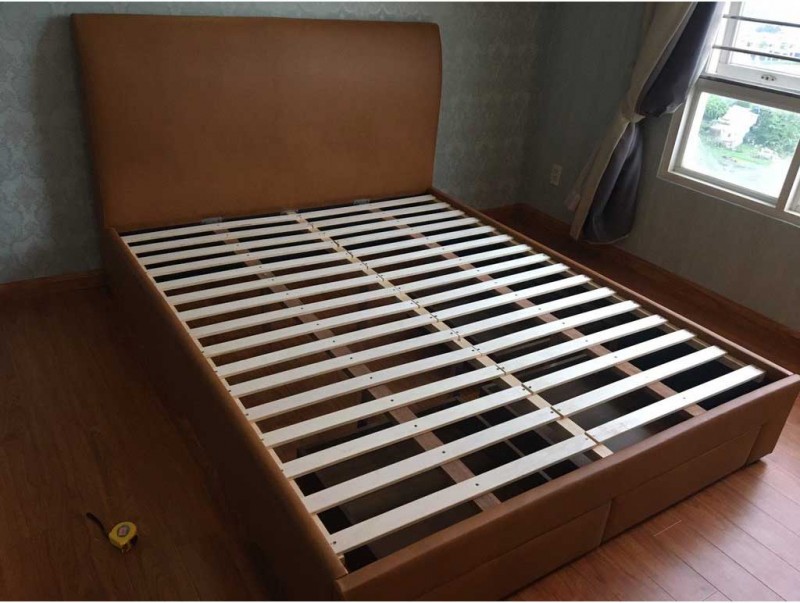 Giường bọc da Adora Mid Century hộc kéo