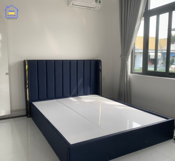 Giường bọc da ADORA TL01