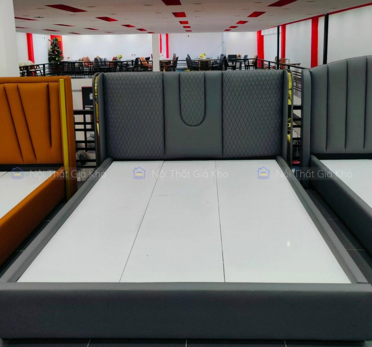 Giường bọc da giá rẻ Adora