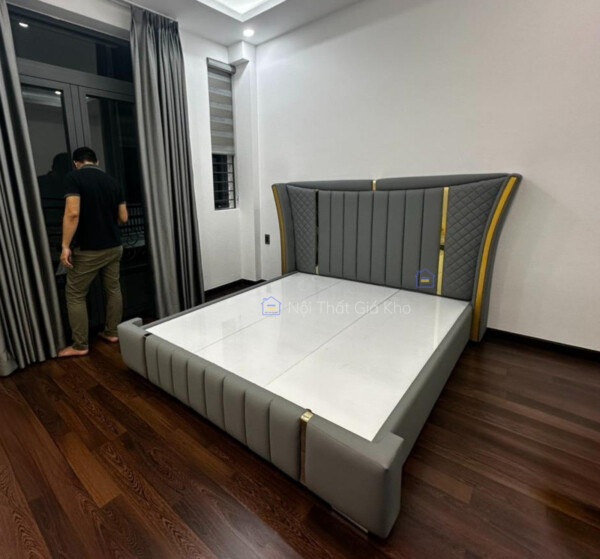 Giường bọc nệm Adora 1m6,1m8