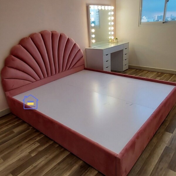 Giường bọc nệm Adora GK04