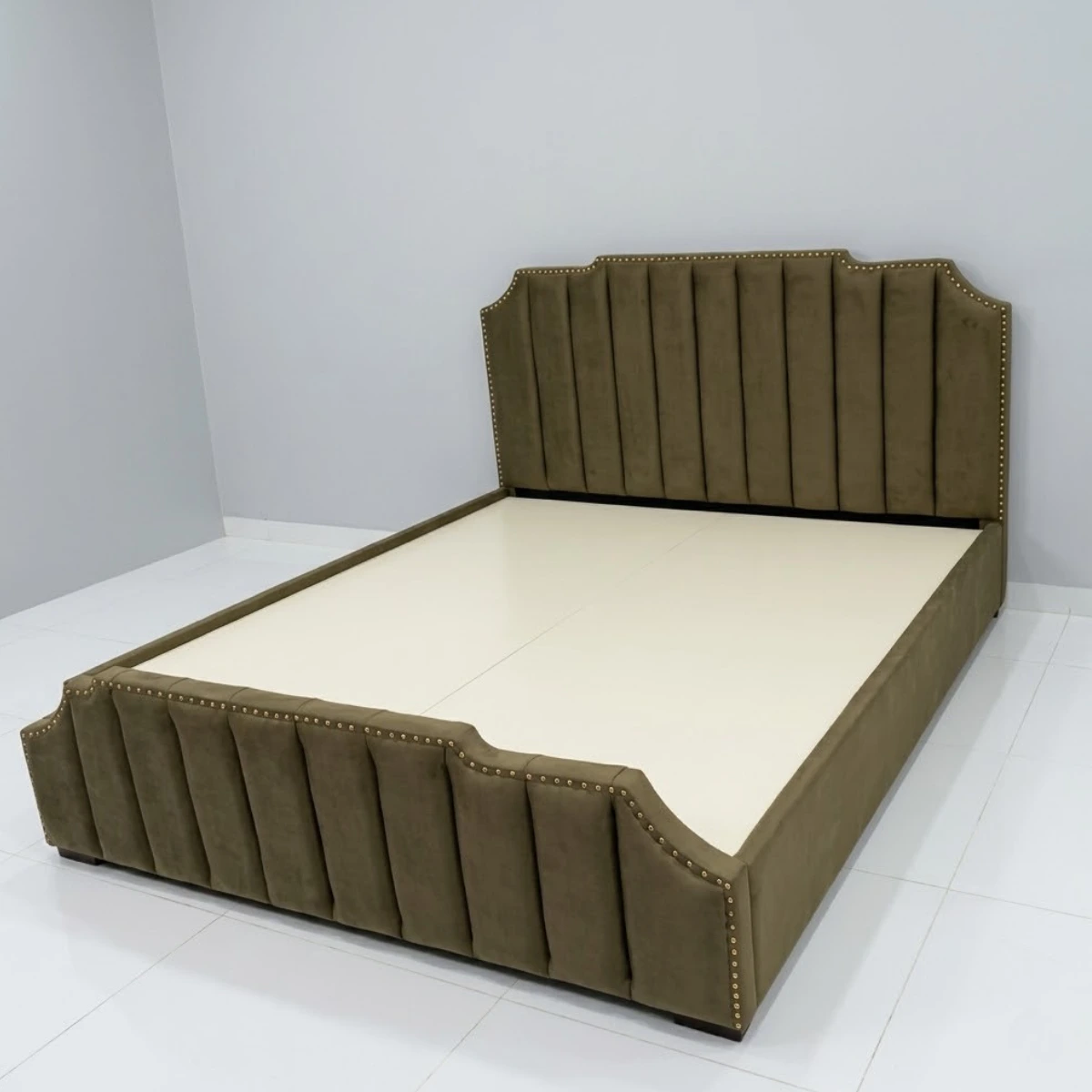 Giường bọc nệm Adora TL204