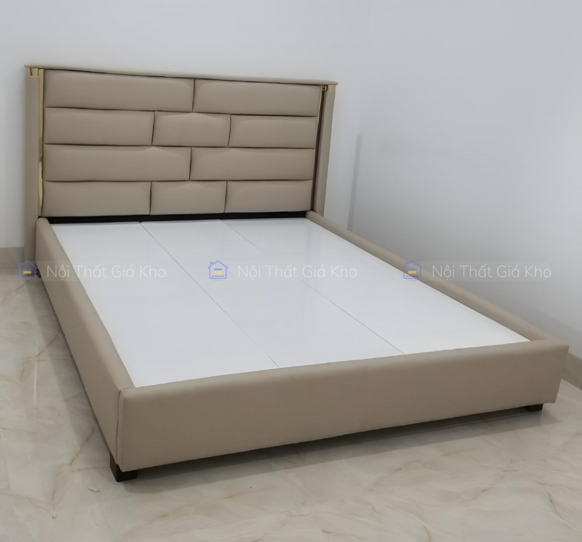 Giường bọc nệm da Adora 1m6x2m