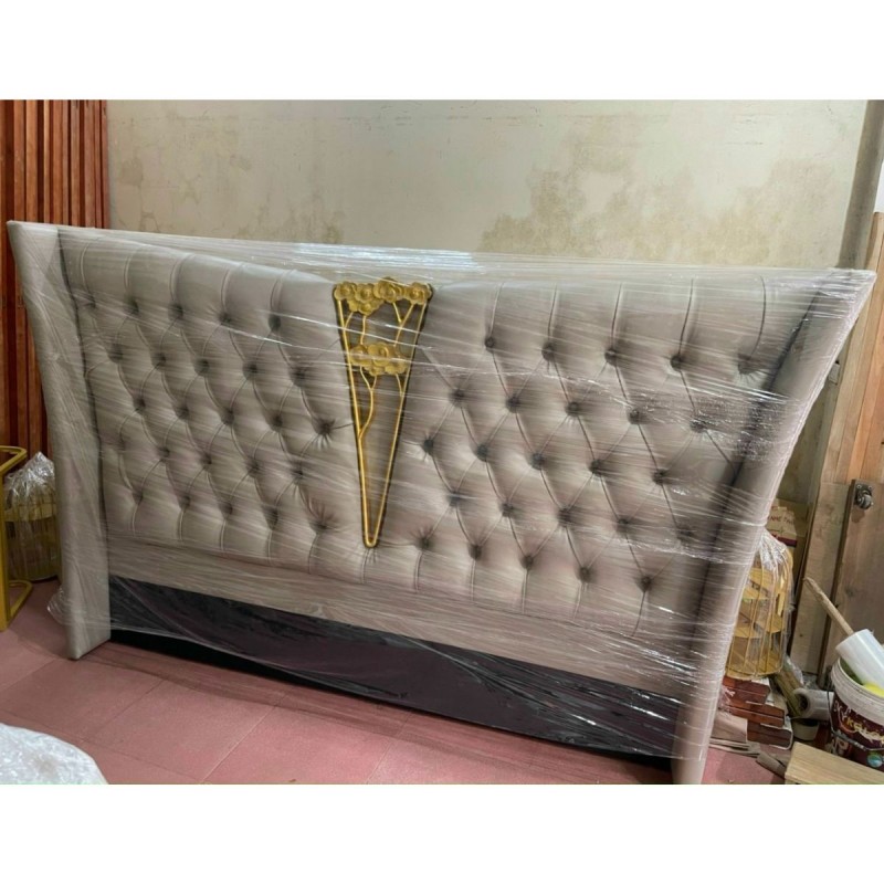 Giường bọc nệm hoa mai 1m6 1m8 giá rẻ