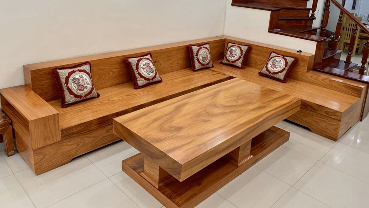 So sánh ưu nhược điểm của ghế sofa và ghế gỗ