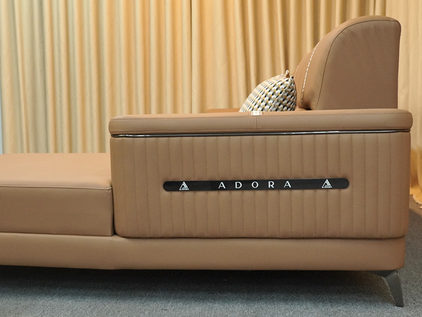 Sofa góc L Adora Luna