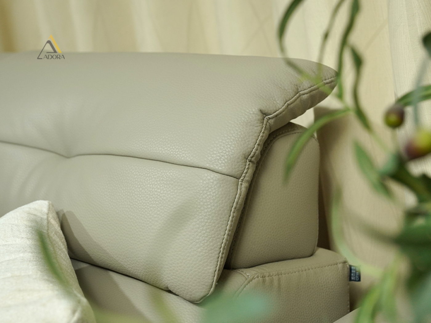 Sofa góc L Adora Perfect