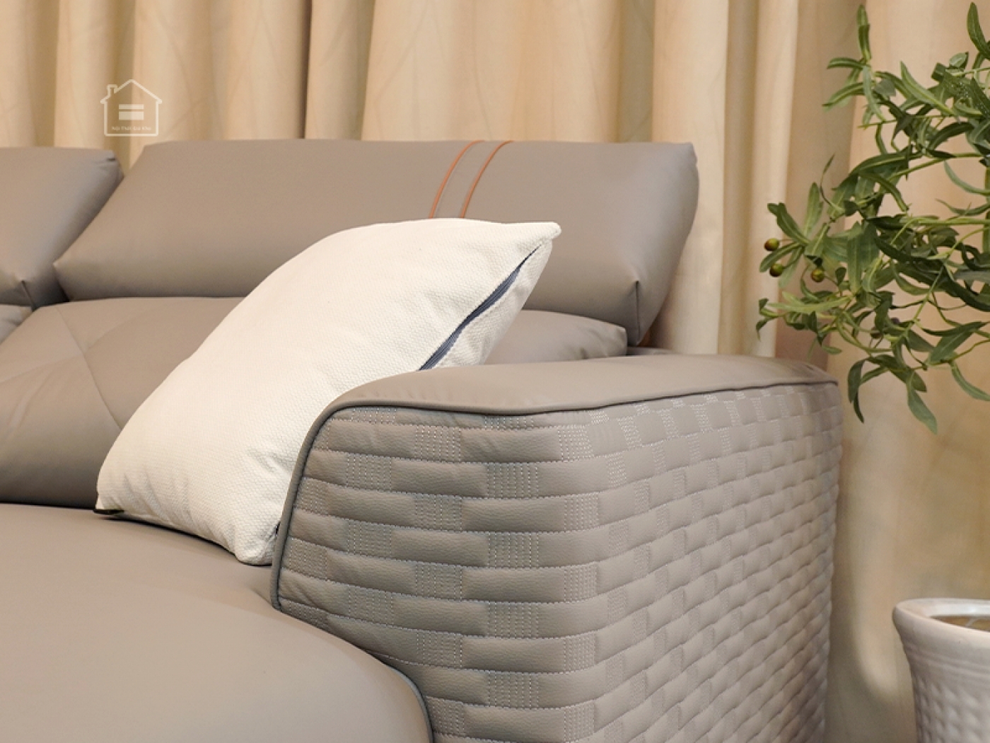 Sofa nhập khẩu Adora Classic