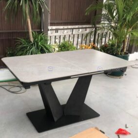 Bàn ăn mặt đá kéo dài 1m8