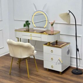 Bàn trang điểm Adora BP02